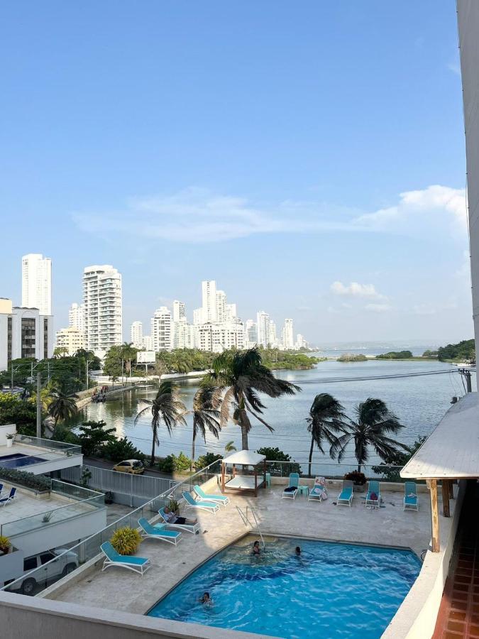 3l-4 De 3 Alcobas Con Balcon Aire Acondicionado Cerca Al Mar Cartagena