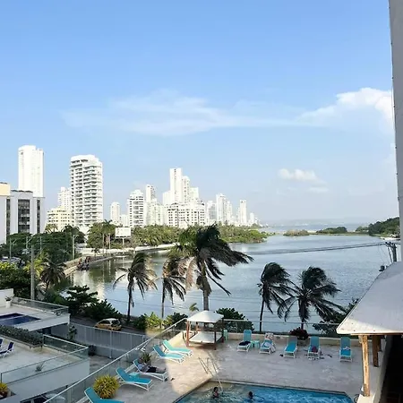 3l-4 De 3 Alcobas Con Balcon Aire Acondicionado Cerca Al Mar Cartagena